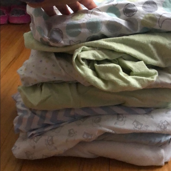 Crib sheets. - Picture 3 of 3